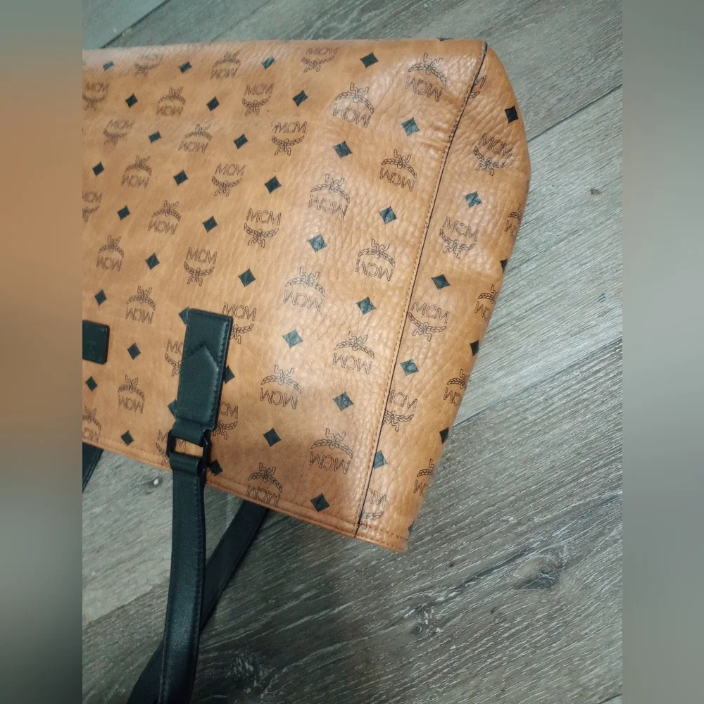 MCM Bags - Picture 10 of 16